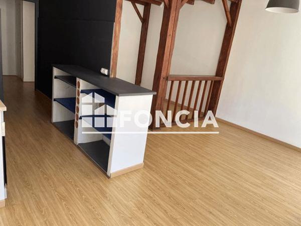 Location Appartement 3 pièces 67.4 m² - 31/35 RUE VICTOR FAUGIER Vienne 38200