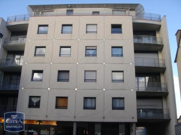 Location parking Chartres (28000)