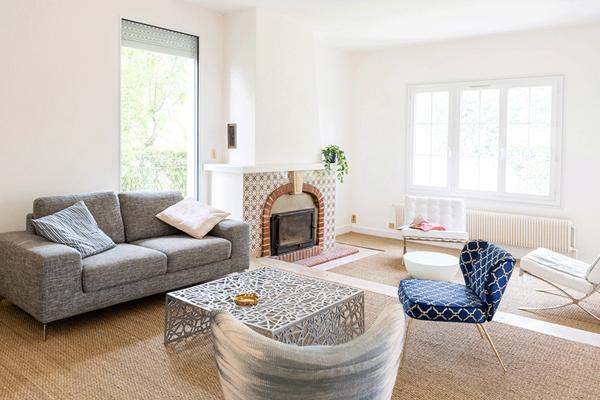 Villa à Andernos Les Bains 180 m2 sur parcelle de 800 m2 avec terrasse solarium et piscine