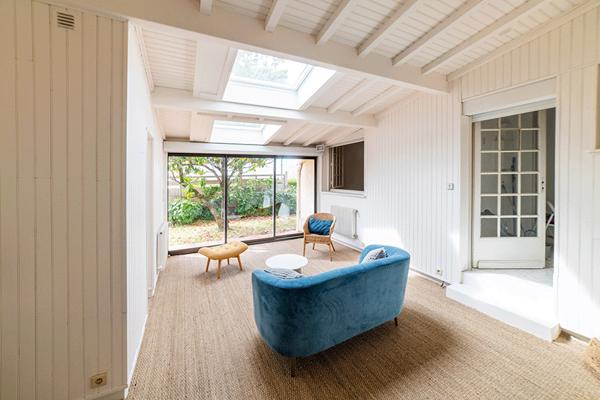 Villa à Andernos Les Bains 180 m2 sur parcelle de 800 m2 avec terrasse solarium et piscine