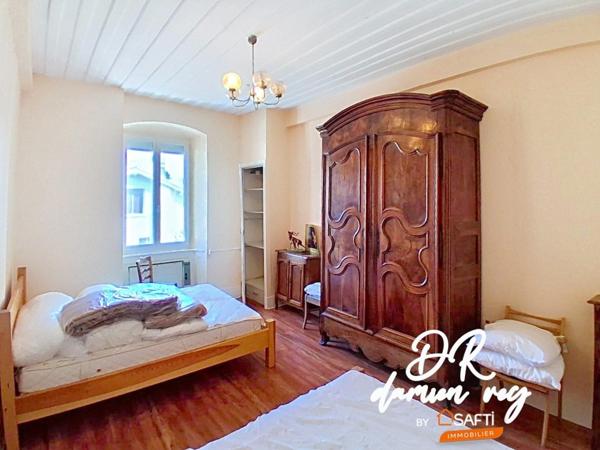 Immeuble pour investisseurs, 5 logements