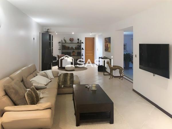 Maison de plain-pied T5 avec pisicne