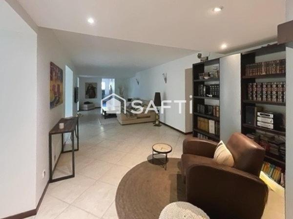 Maison de plain-pied T5 avec pisicne