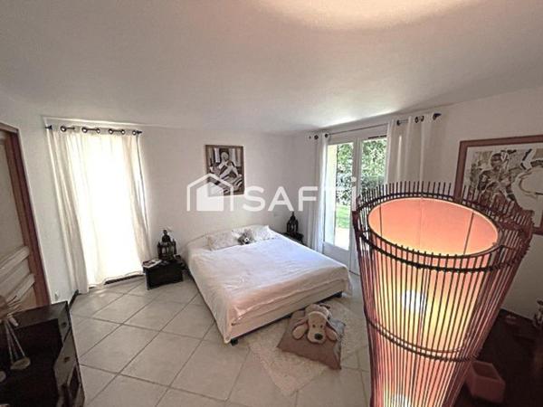 Maison de plain-pied T5 avec pisicne