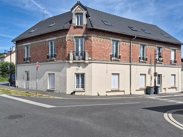 Vente                                                      Immeuble
                        
                     16 pièces                      358 m2                     à Crépy