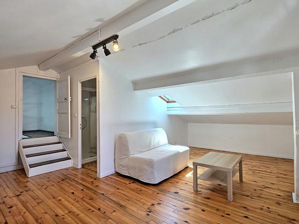 Appartement Location Clermont Ferrand - T1 meublé en duplex