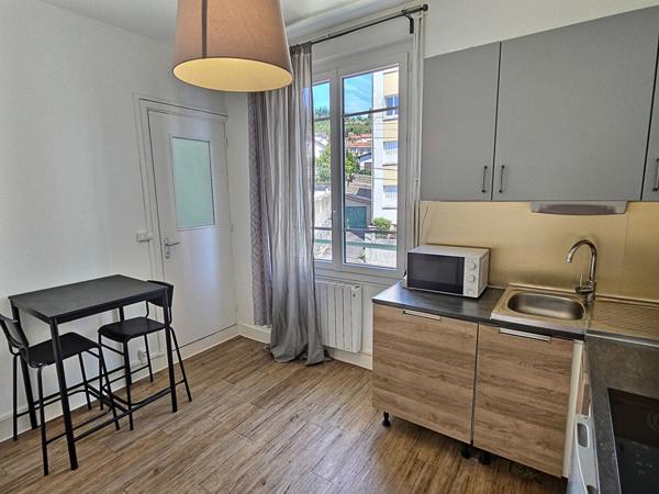 Appartement Location Clermont Ferrand - T1 meublé en duplex