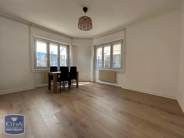 Appartement à louer 2 pièces 66.52m² Saint-Bonnet-près-Riom (63200)