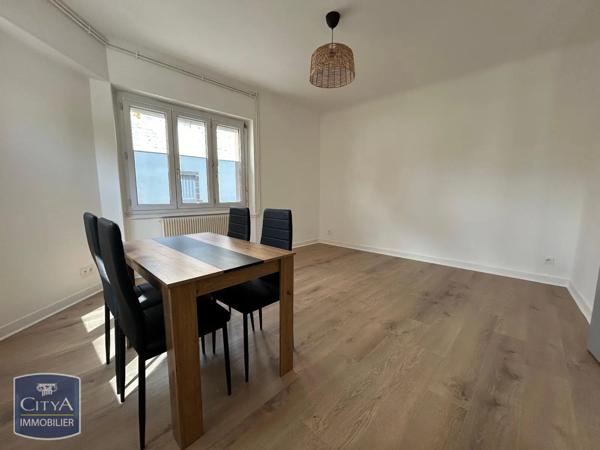 Appartement à louer 2 pièces 66.52m² Saint-Bonnet-près-Riom (63200)