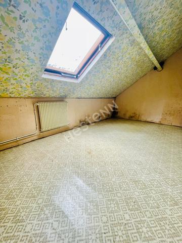 Maison 4 pièces à vendre à Trélazé - Potentiel à rénover avec division parcellaire possible