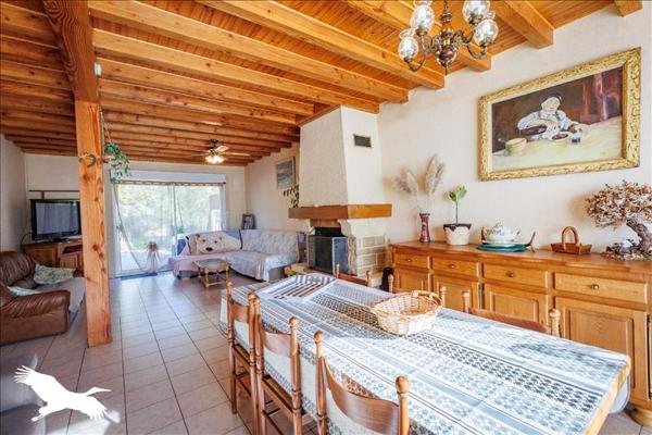 Maison à vendre |  Argentat |  8 pièces | 176 m²