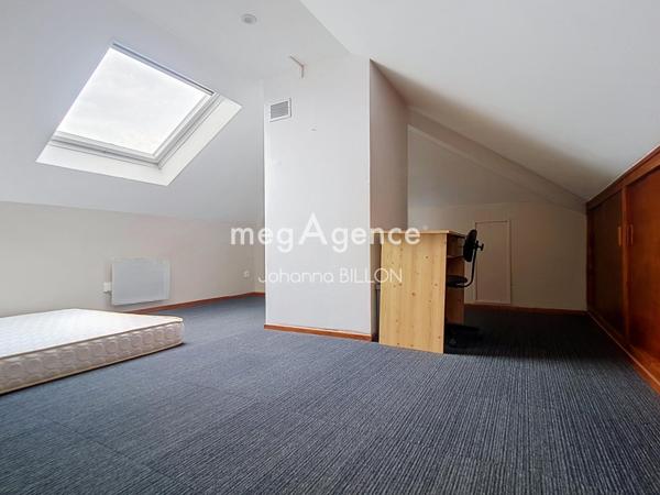 Maison à JOUE-LES-TOURS, 37300 - 7 pièces 139m²