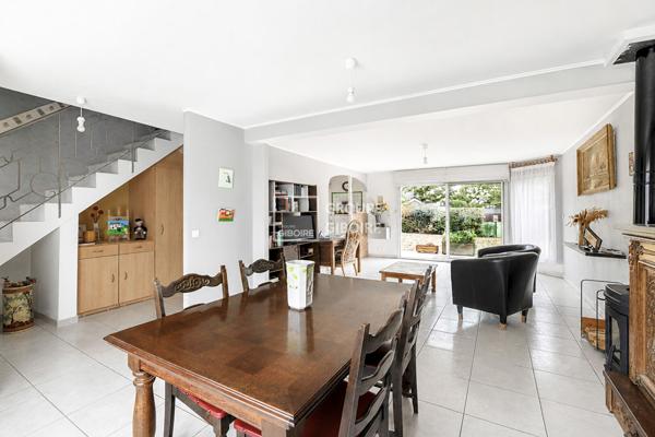 Maison T7 à vendre st Erblon - 150 m² (réf : AG26626E)
