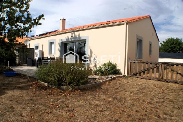 Maison plain pied deux chambres garage et terrain