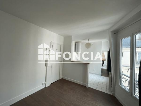 Location Studio 22.51 m² - 16 RUE BLEUE Paris 75009