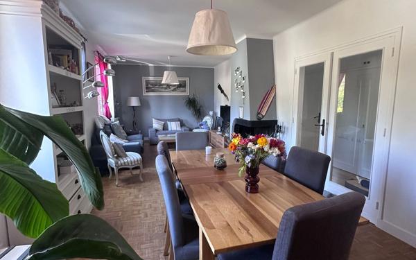 Maison à vendre    6 pièces • 143 m2 Arradon