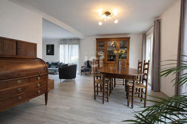 Maison familiale de caractère - 193m² sol à Sautron