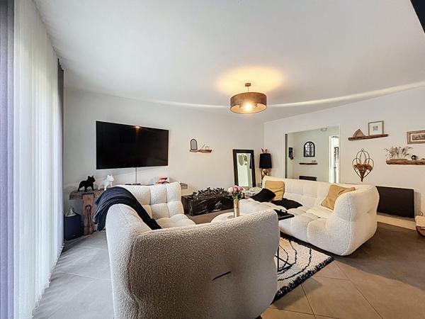 Maison Baix 7 pièce(s) 138 m2