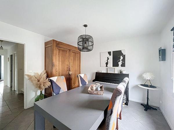 Maison Baix 7 pièce(s) 138 m2