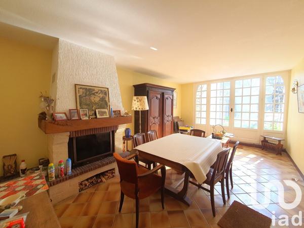 Maison 5 pièces de 104 m² à Ormoy (70500)