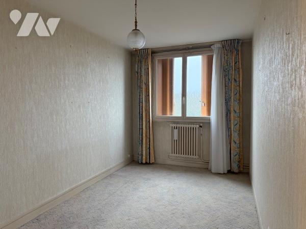 Appartement à Vendre à Montmorency (95160) en Val-d'Oise (95), 98 m2, 4 pièces dont 2 chambres,