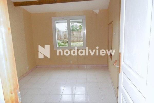 Cette belle maison avec beaucoup de potentiel.