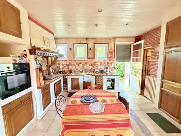 Maison
         4 pièces
        - 101 m² 327 050 € *