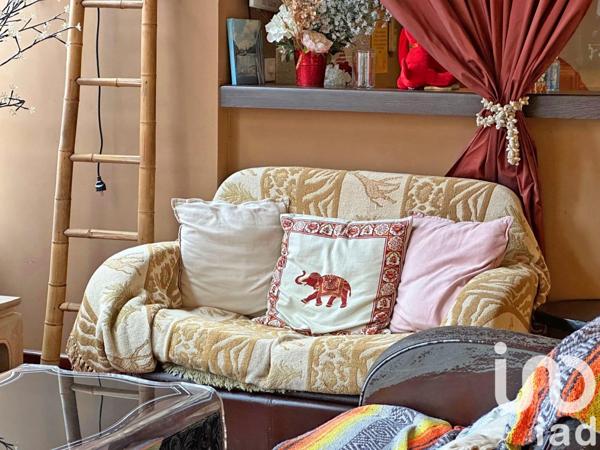 Péniche 10 pièces de 315 m² à Saint-Cloud (92210)