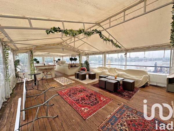 Péniche 10 pièces de 315 m² à Saint-Cloud (92210)