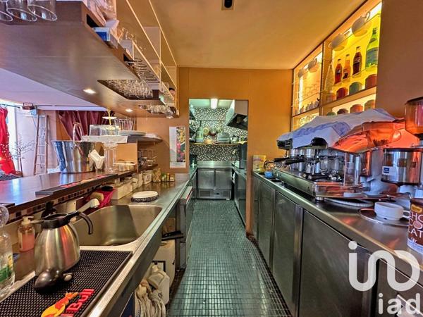 Péniche 10 pièces de 315 m² à Saint-Cloud (92210)