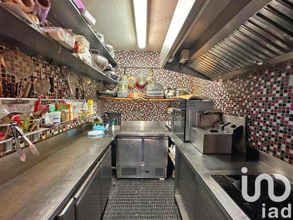 Péniche 10 pièces de 315 m² à Saint-Cloud (92210)