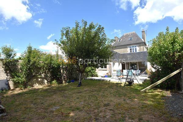 Vente
                Maison167 m² - 7 Pièces -
                    LESNEVEN (29260)