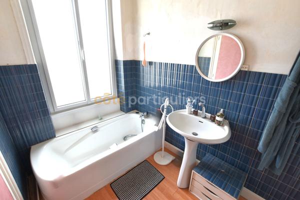 Vente
                Maison167 m² - 7 Pièces -
                    LESNEVEN (29260)
