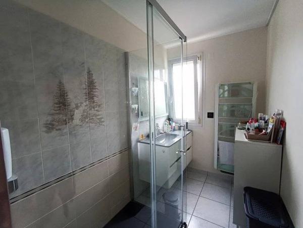 Appartement 4 pièces avec balcon proche plages - 78 m2 - Quartier Ouest