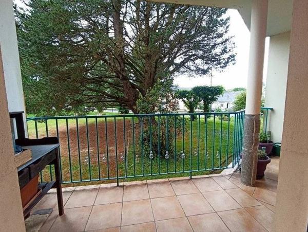 Appartement 4 pièces avec balcon proche plages - 78 m2 - Quartier Ouest