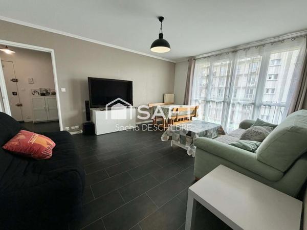Appartement avec balcon, cave et stationnement – Saint-Remi