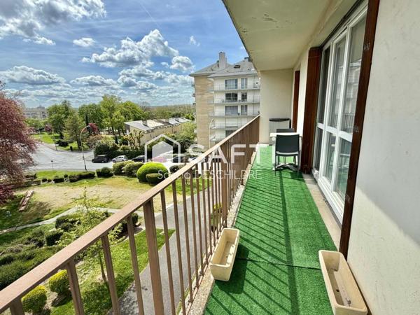 Appartement avec balcon, cave et stationnement – Saint-Remi