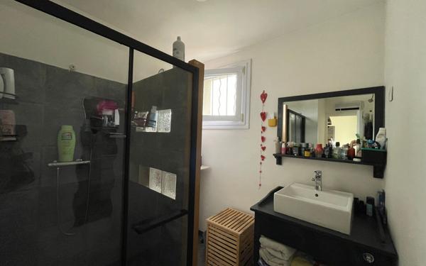 Maison à vendre    4 pièces •  Vallon-Pont-d'Arc