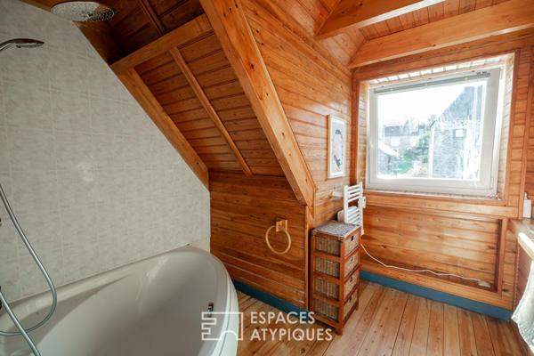 Maison atypique en bord de mer