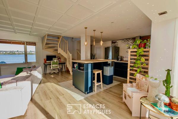 Maison atypique en bord de mer