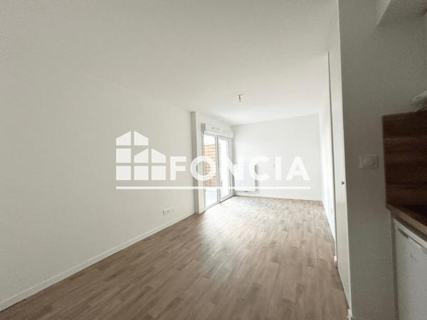 Location Studio 27.85 m² - 4 RUE BOILEAU Merignac 33700