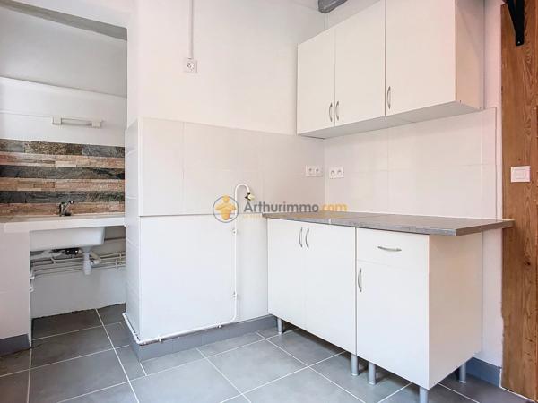 Location                                                      Appartement
                        
                     2 pièces                      38 m2                     à Perpignan