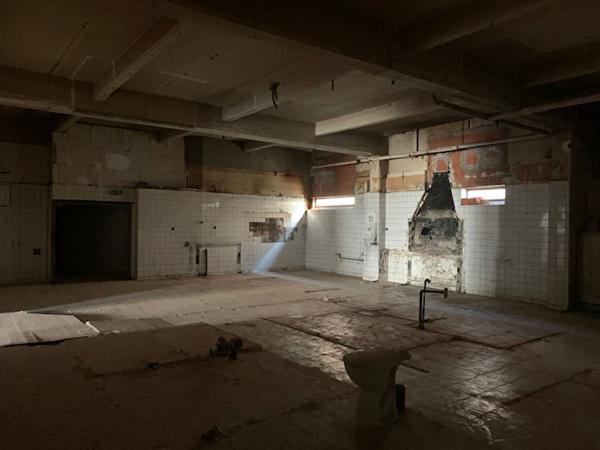 CARCASSONNE - Local commercial 280 m² environ aux portes de la Bastide