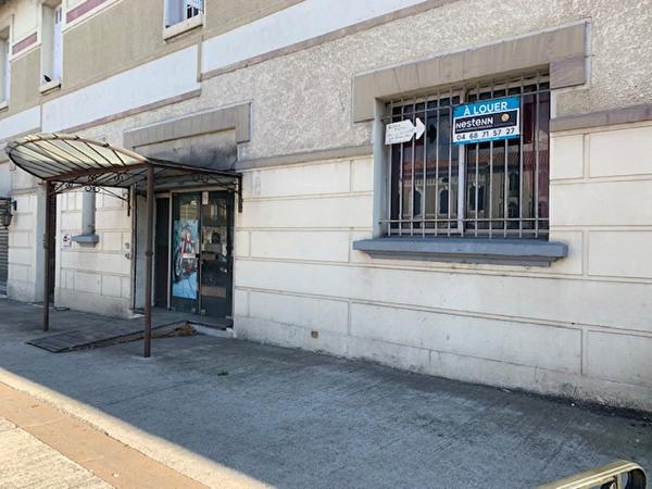 CARCASSONNE - Local commercial 280 m² environ aux portes de la Bastide