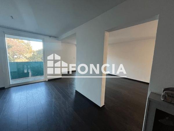 Location Appartement 4 pièces 90.62 m² - 28 A 32 RUE DES FRERES LUMIERE Perpignan 66000