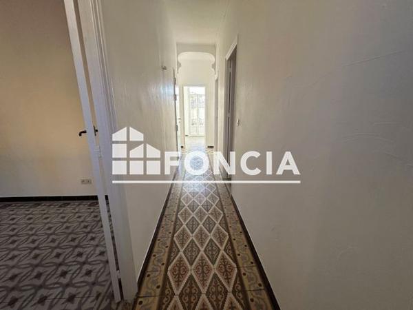 Location Appartement 5 pièces 96 m² - 5 RUE JEAN RACINE Perpignan 66000