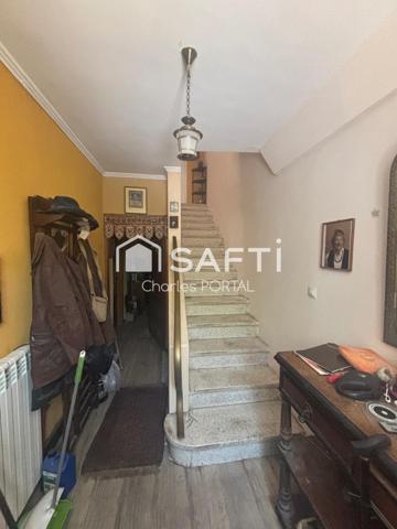 Appartement en r+1 dans quartier populaire