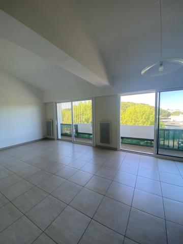 ROYAN CENTRE-VILLE APPARTEMENT DUPLEX VUE MER ET GARAGE