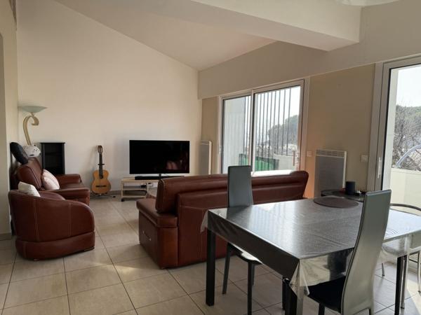 ROYAN CENTRE-VILLE APPARTEMENT DUPLEX VUE MER ET GARAGE