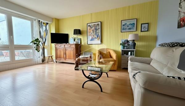 Appartement F3 avec Terrasse, cave et garage.